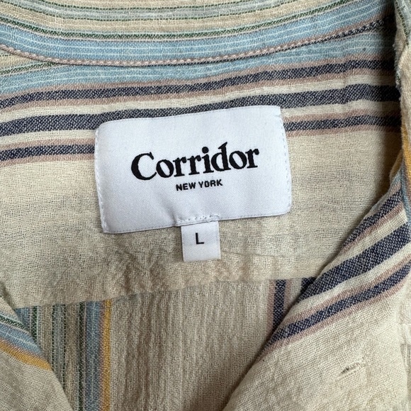Corridor Men’s Seersucker Shirt - Picture 2 of 3